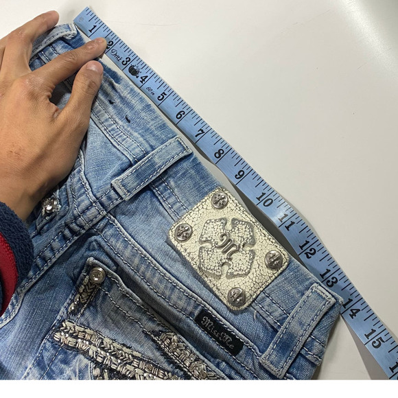 Miss Me Mid Rise Jean Shorts Jorts Women's 28 Y2k - Picture 5 of 6